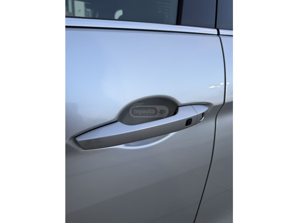 Mitsubishi 4WD 152л.с — миниатюра 7