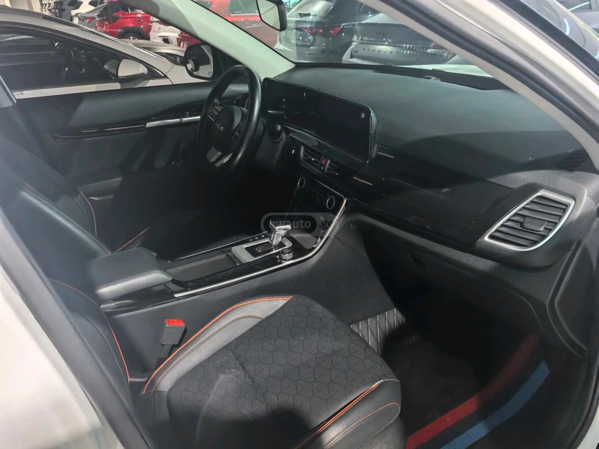 Kia Seltos 2023 — миниатюра 9