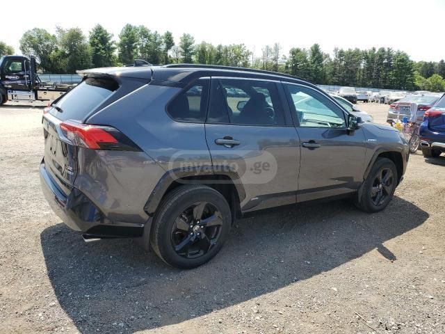 Toyota XSE 4dr All-Wheel Drive CVT — миниатюра 2