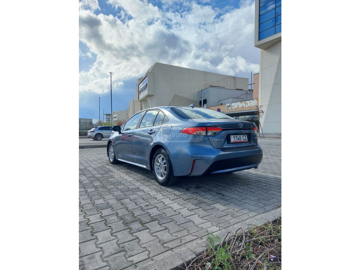 Toyota Corolla - фото 4