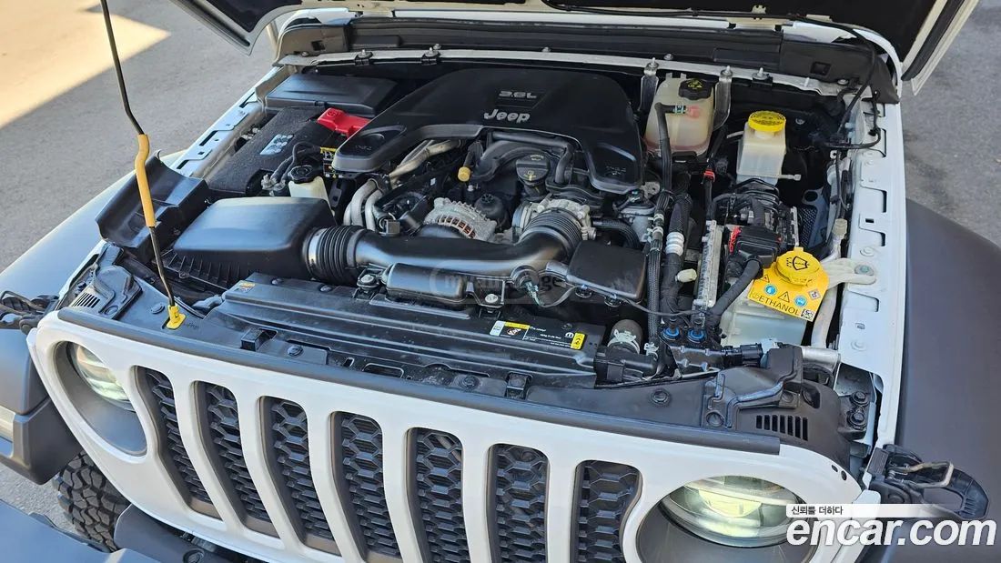 Jeep Gladiator - фото 6