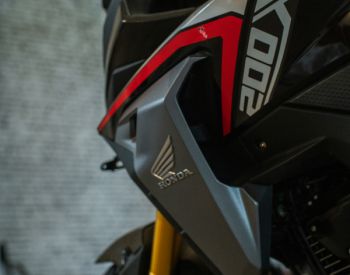 Honda CB 200 X 