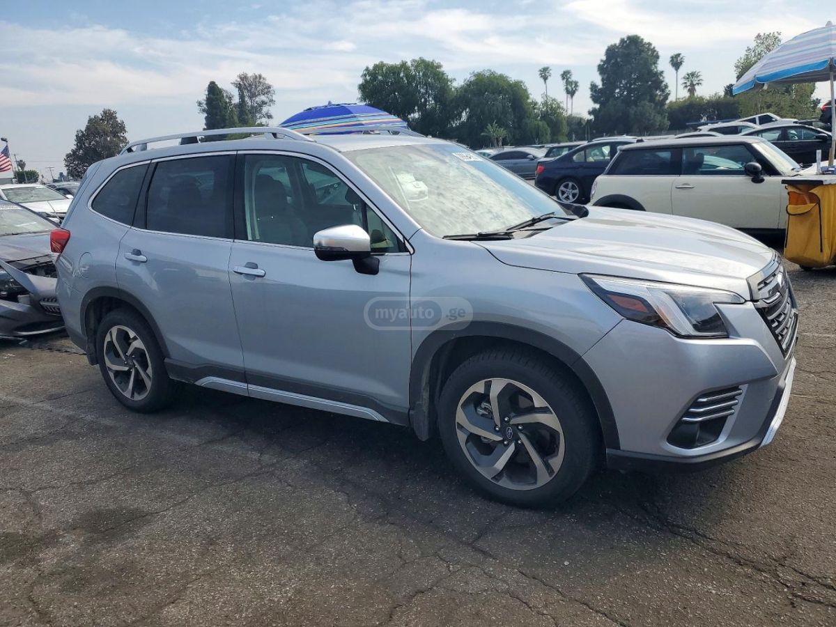 Subaru Forester - фото 4