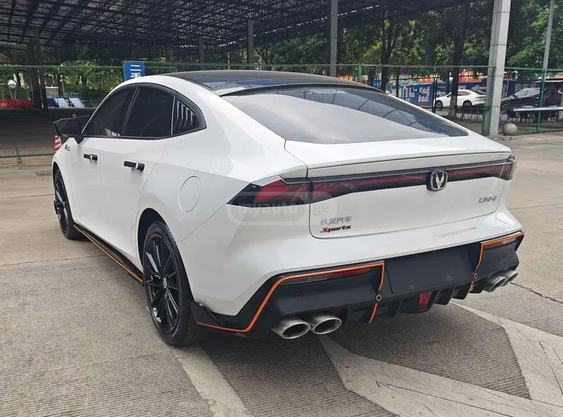 Changan UNI-V - фото 4