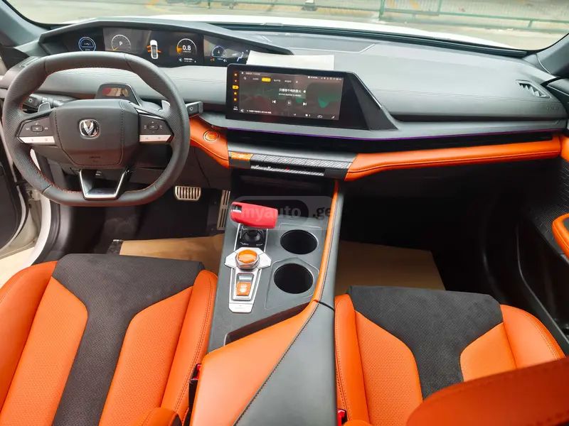 Changan UNI-V - фото 7