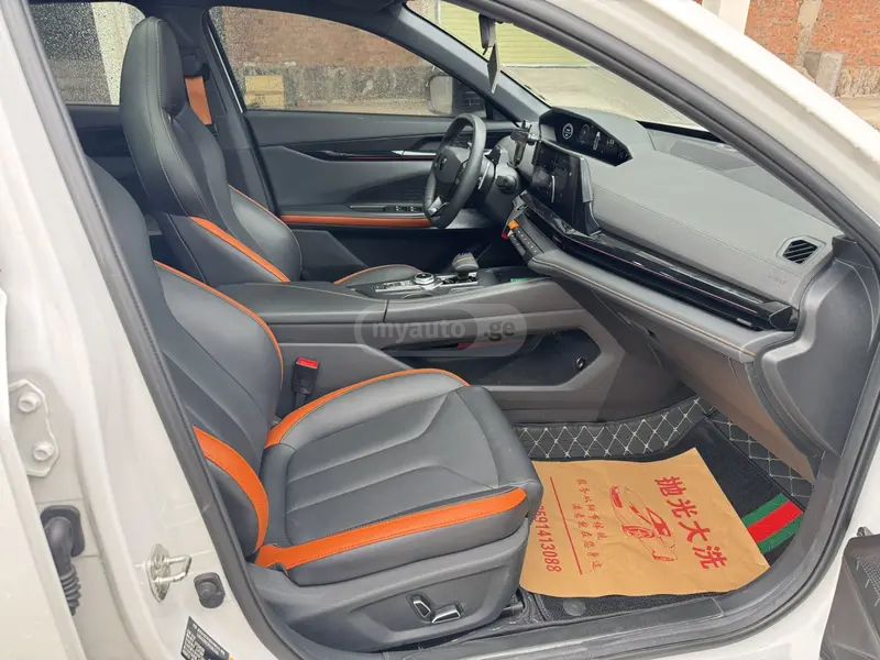 Changan UNI-V - фото 9