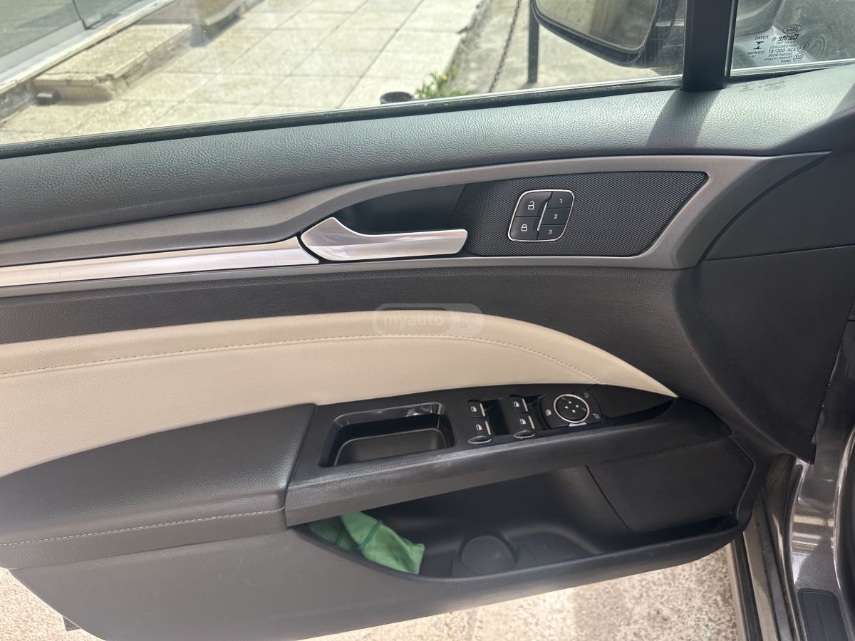 Ford Fusion - фото 14