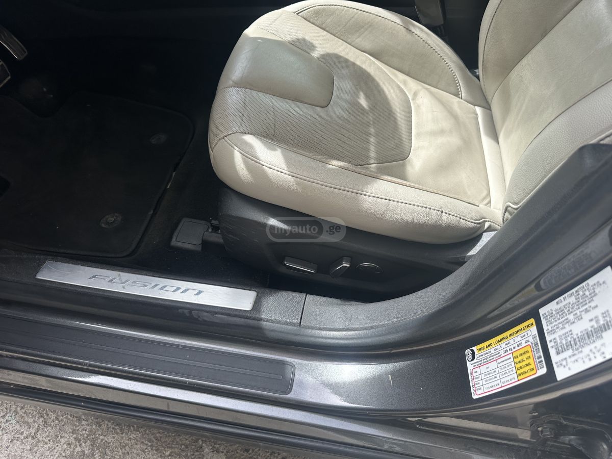 Ford Fusion - фото 15