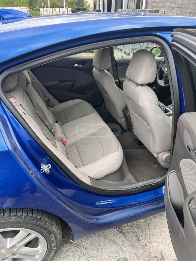Chevrolet Cruze - фото 12