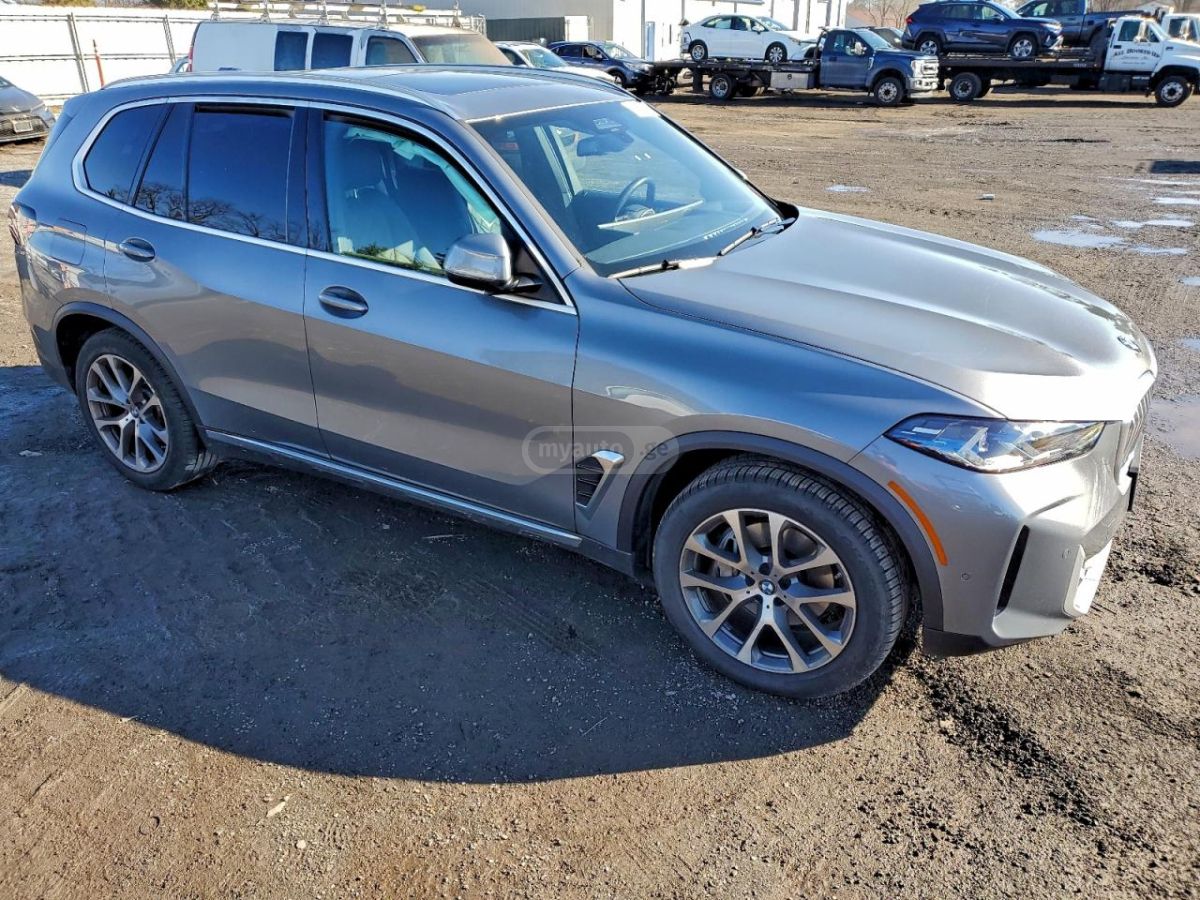 BMW xDrive40i 4dr All Wheel Drive — миниатюра 3