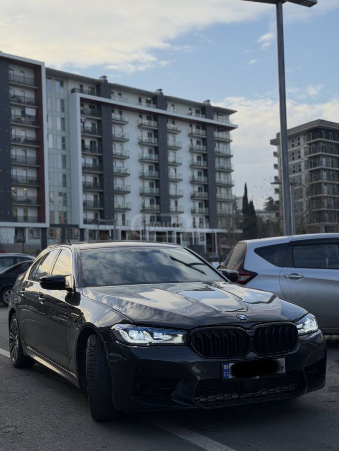 BMW 530 - фото 1