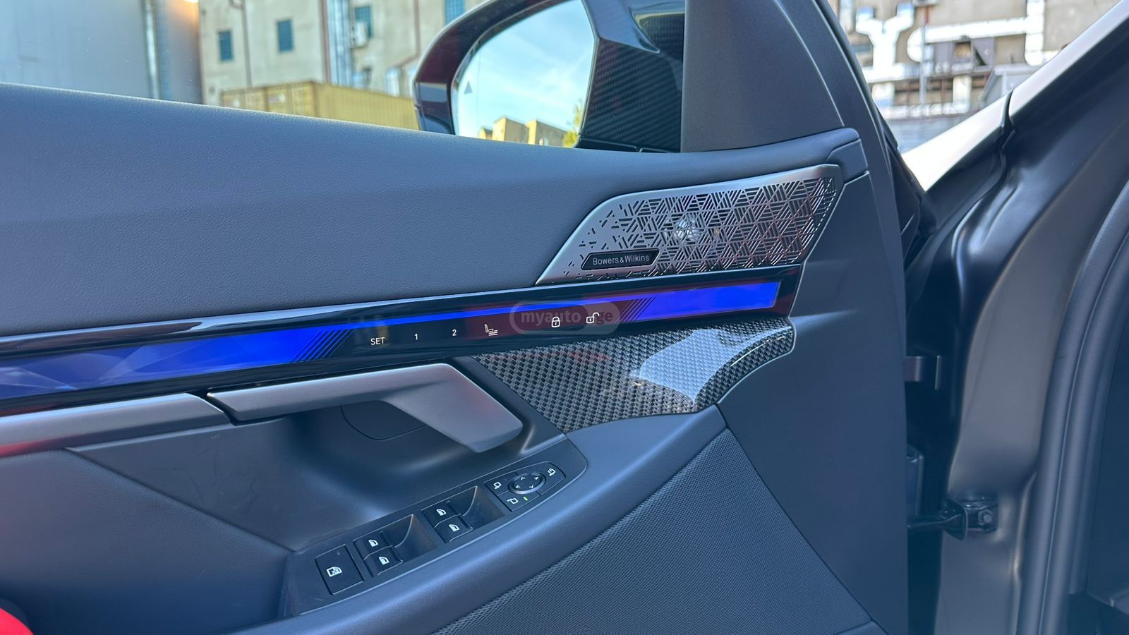 BMW M5 2025 — миниатюра 15