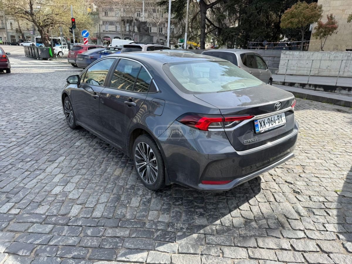 Toyota Corolla - фото 8