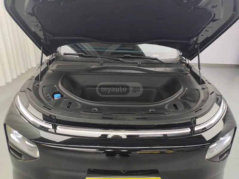 XPeng G9 2024 — миниатюра 12