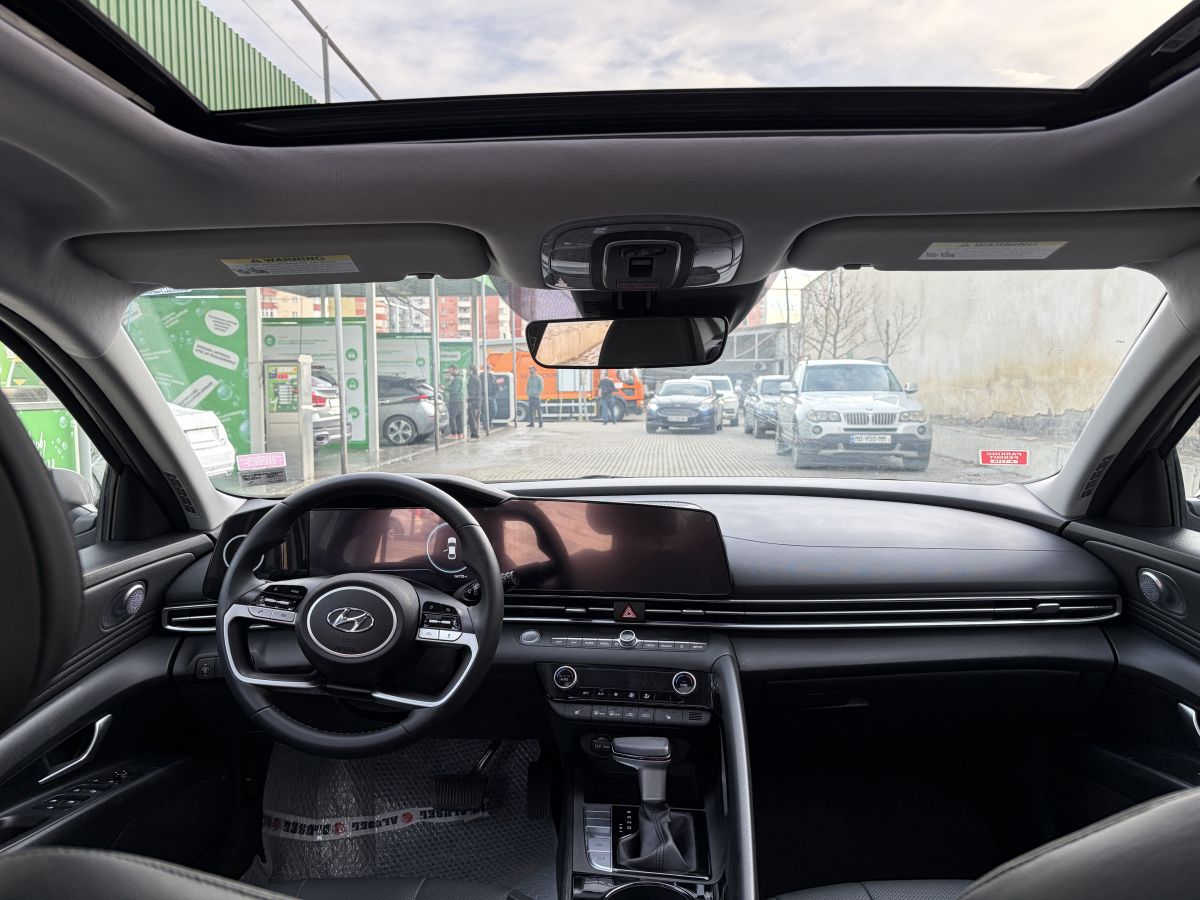 Hyundai Elantra - фото 8