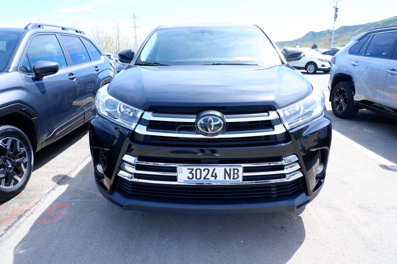 Toyota Highlander - фото 2