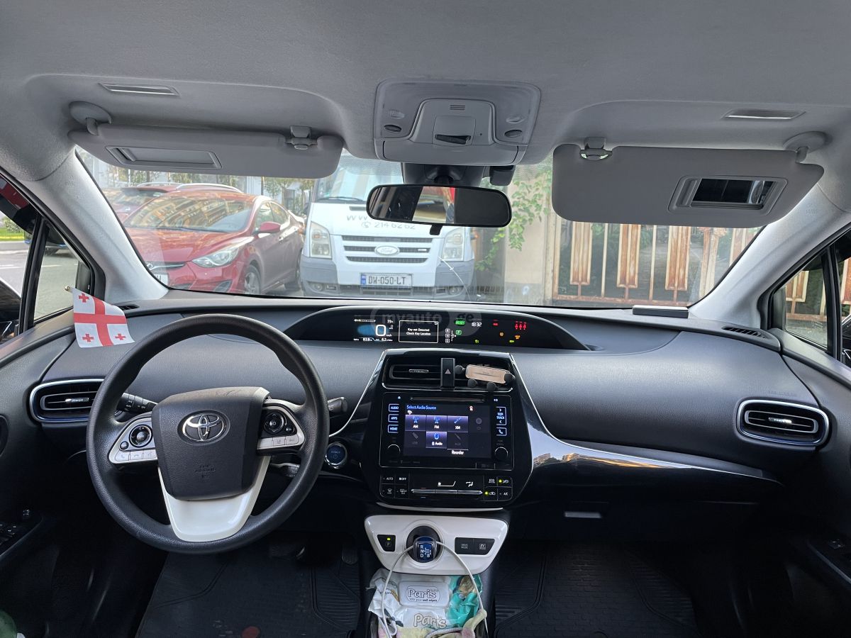 Toyota Prius - фото 9