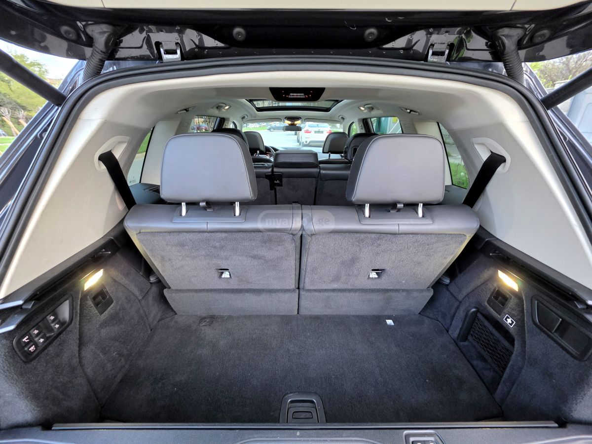 BMW X7 - фото 10