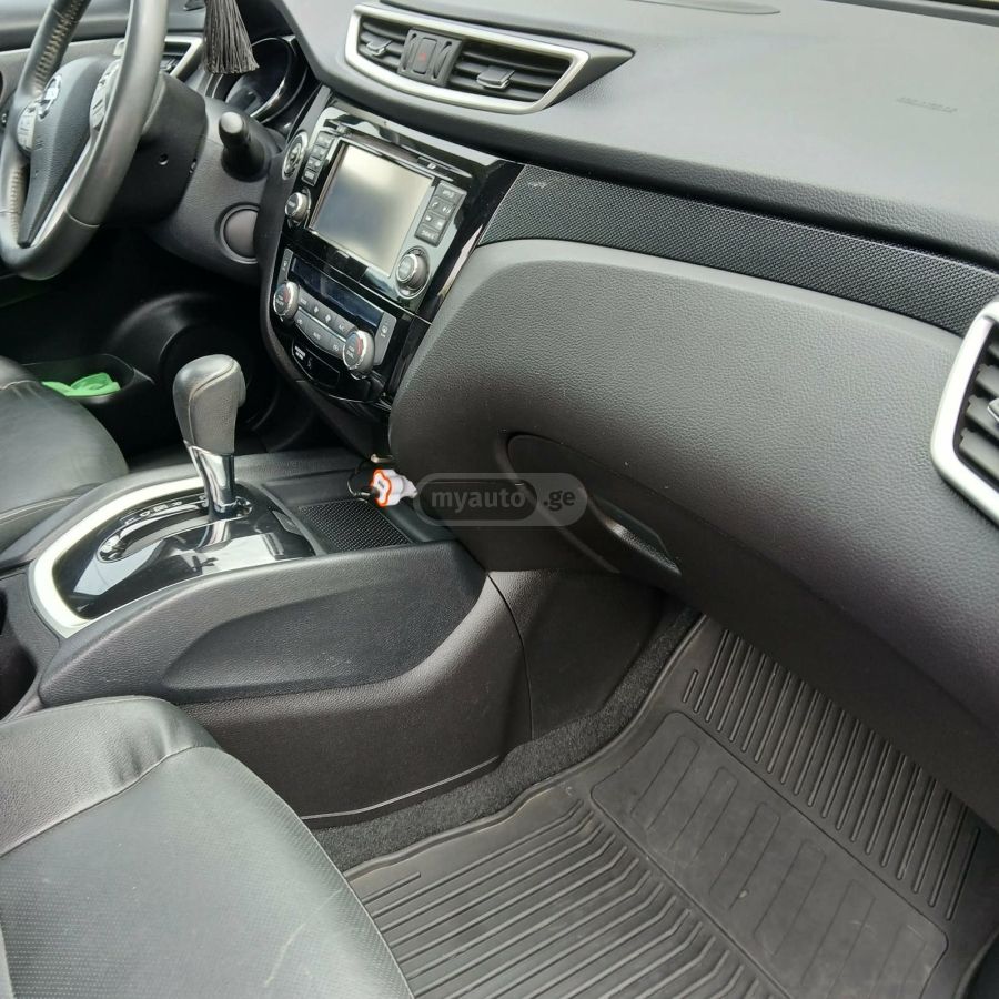Nissan Rogue - фото 10