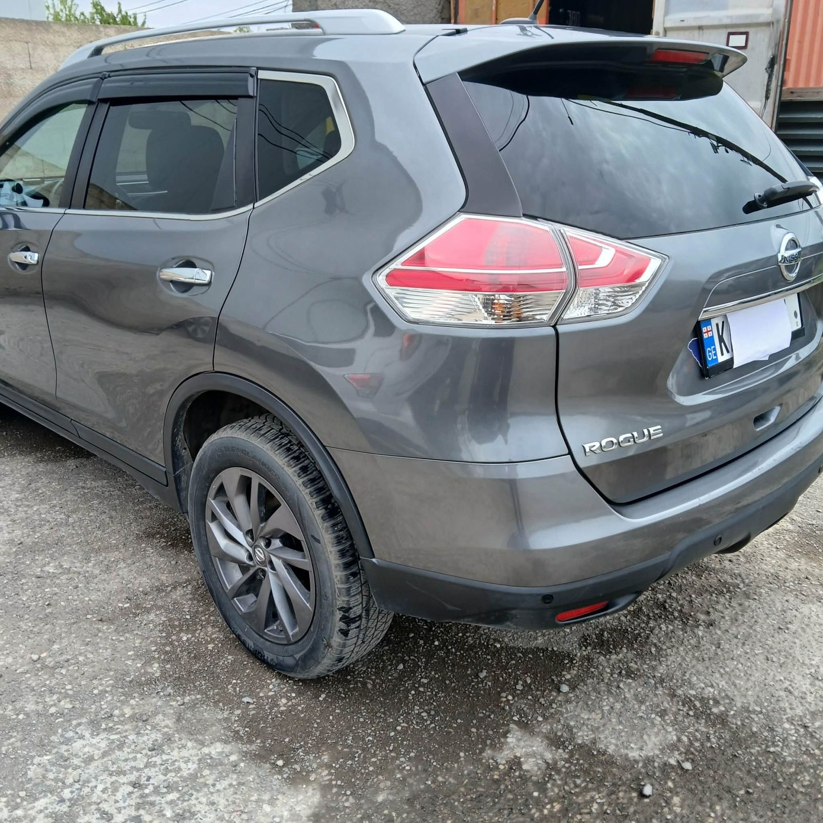 Nissan Rogue - фото 4
