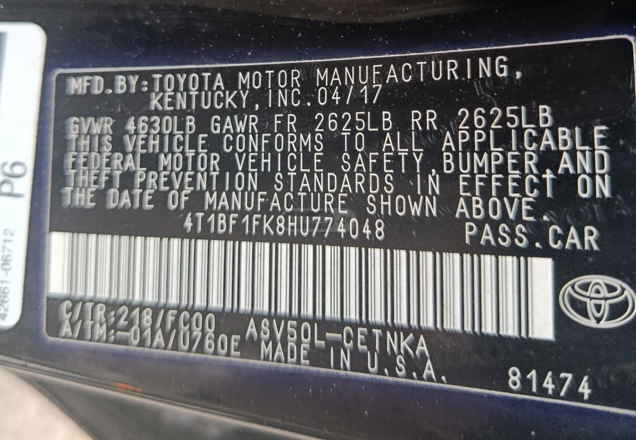 Toyota Camry - фото 2