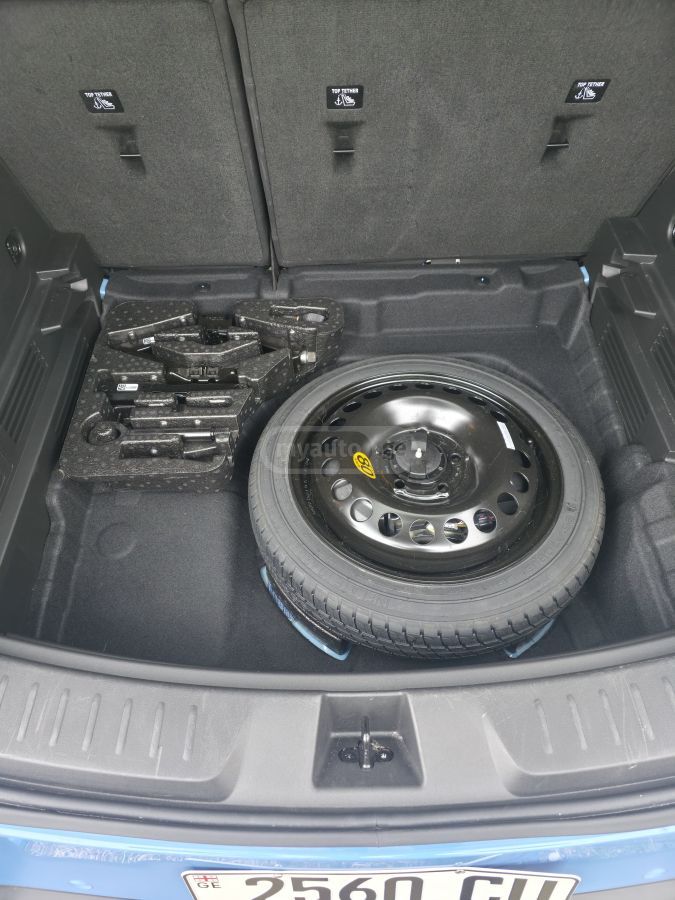 Chevrolet RS Front-Wheel Drive CVT — миниатюра 10