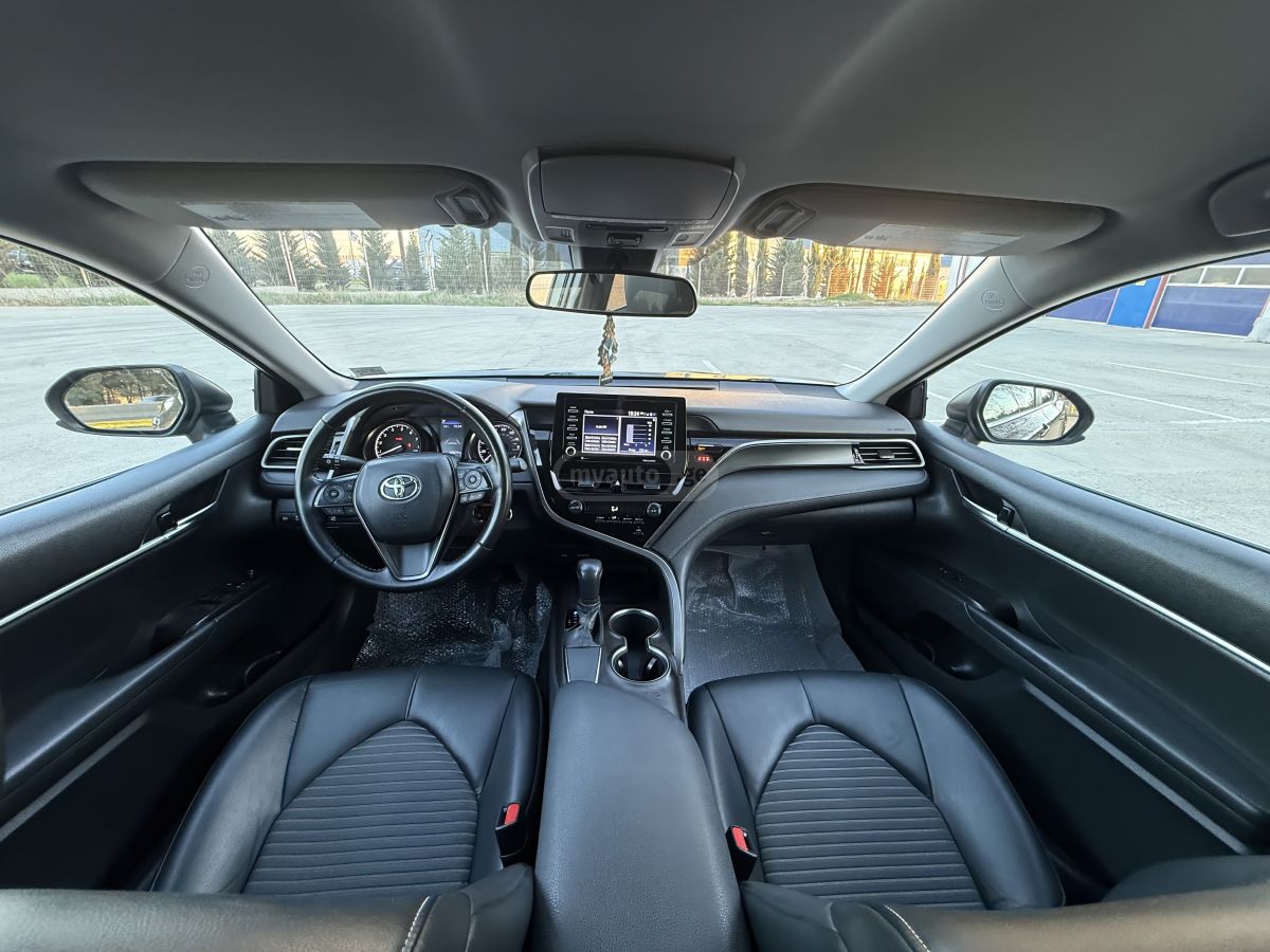 Toyota Camry - фото 7