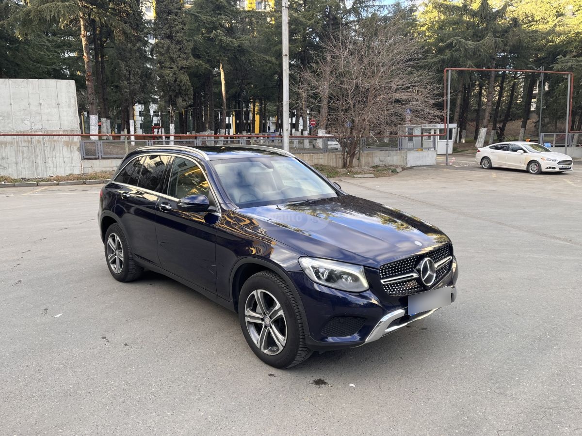 Mercedes-Benz GLC 300 - фото 2