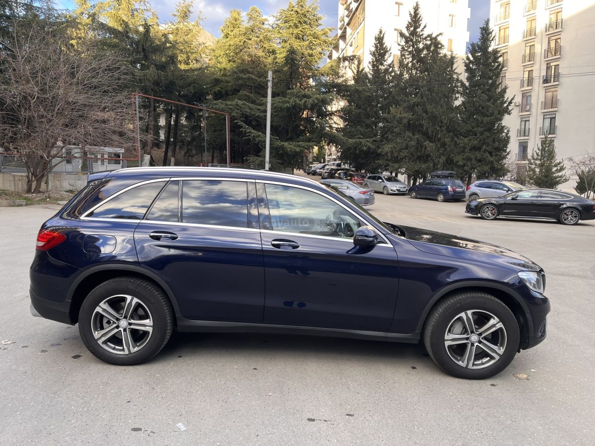 Mercedes-Benz GLC 300 - фото 3