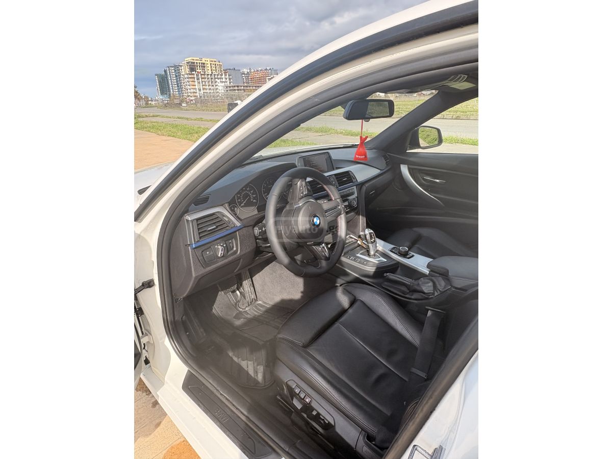 BMW 320 - фото 6