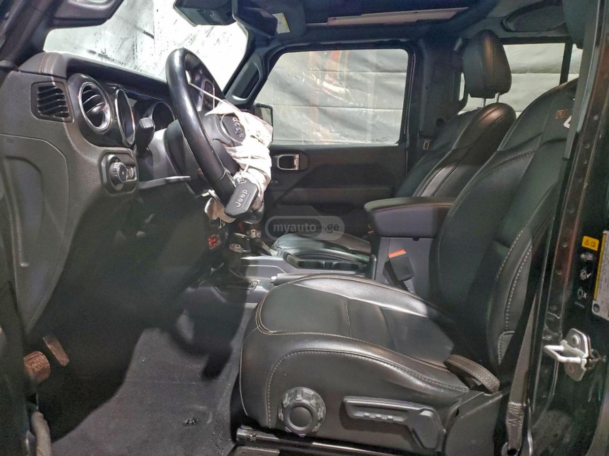 Jeep Wrangler - фото 7