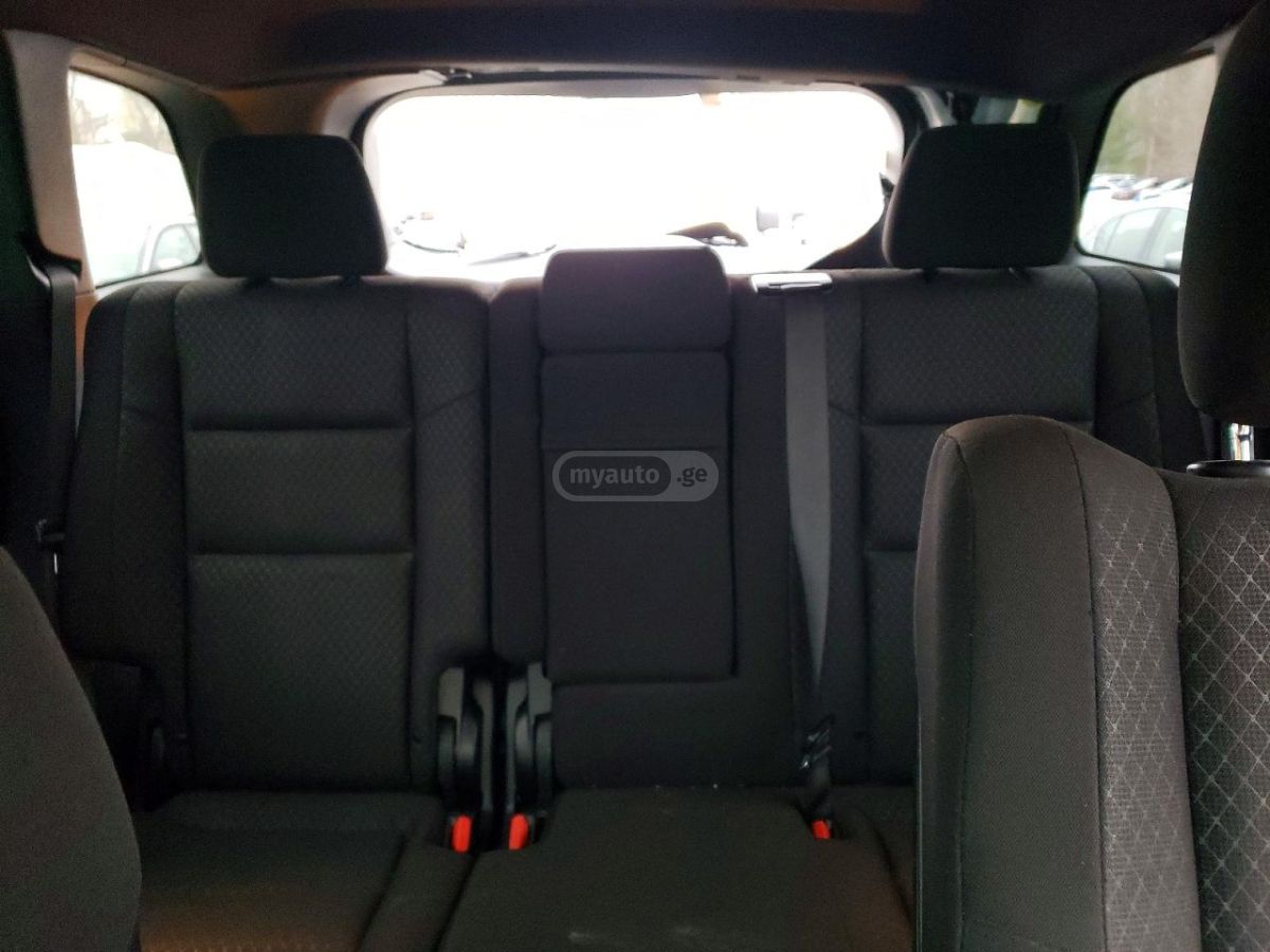 Jeep Grand Cherokee - фото 10