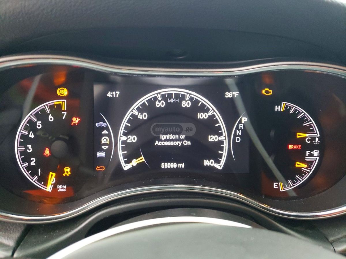 Jeep Grand Cherokee - фото 9