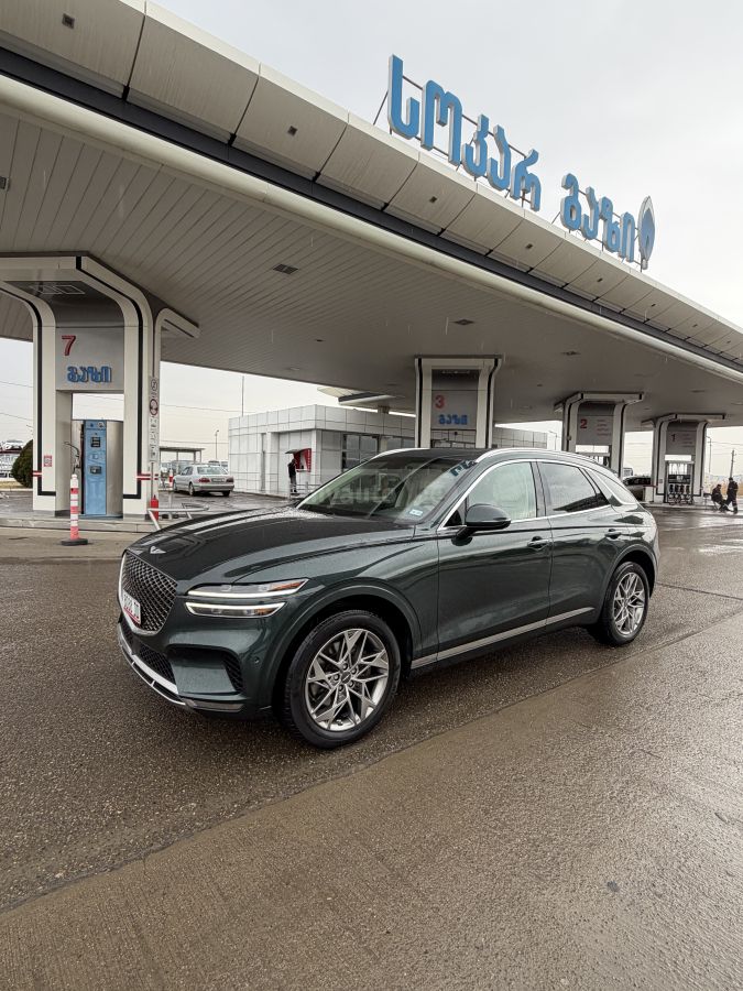 Genesis GV70 - фото 1