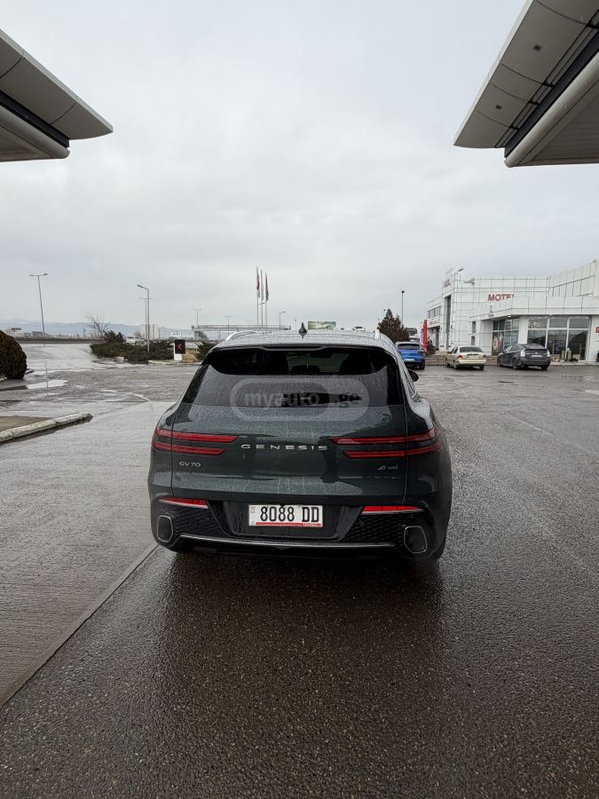 Genesis GV70 - фото 6