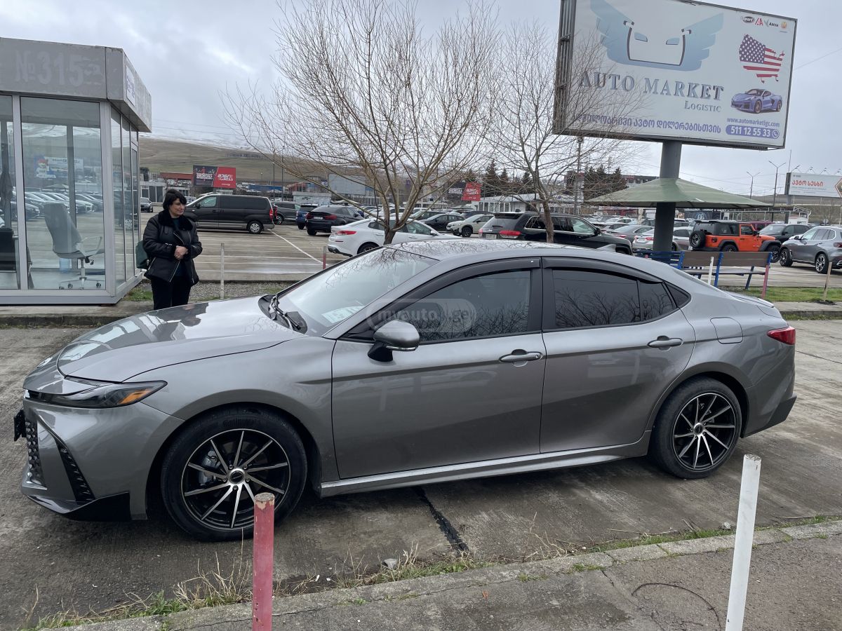 Toyota SE — миниатюра 4