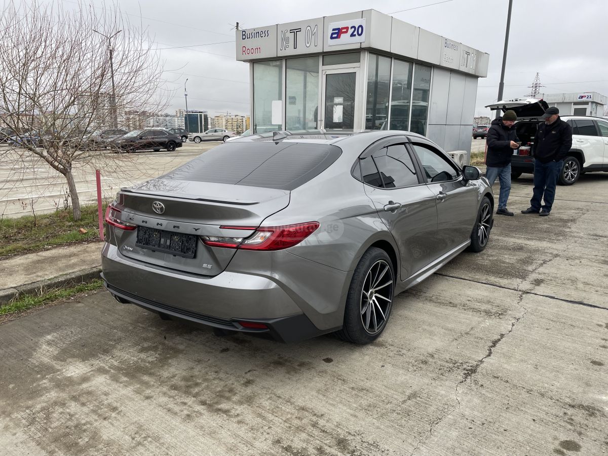 Toyota SE — миниатюра 7