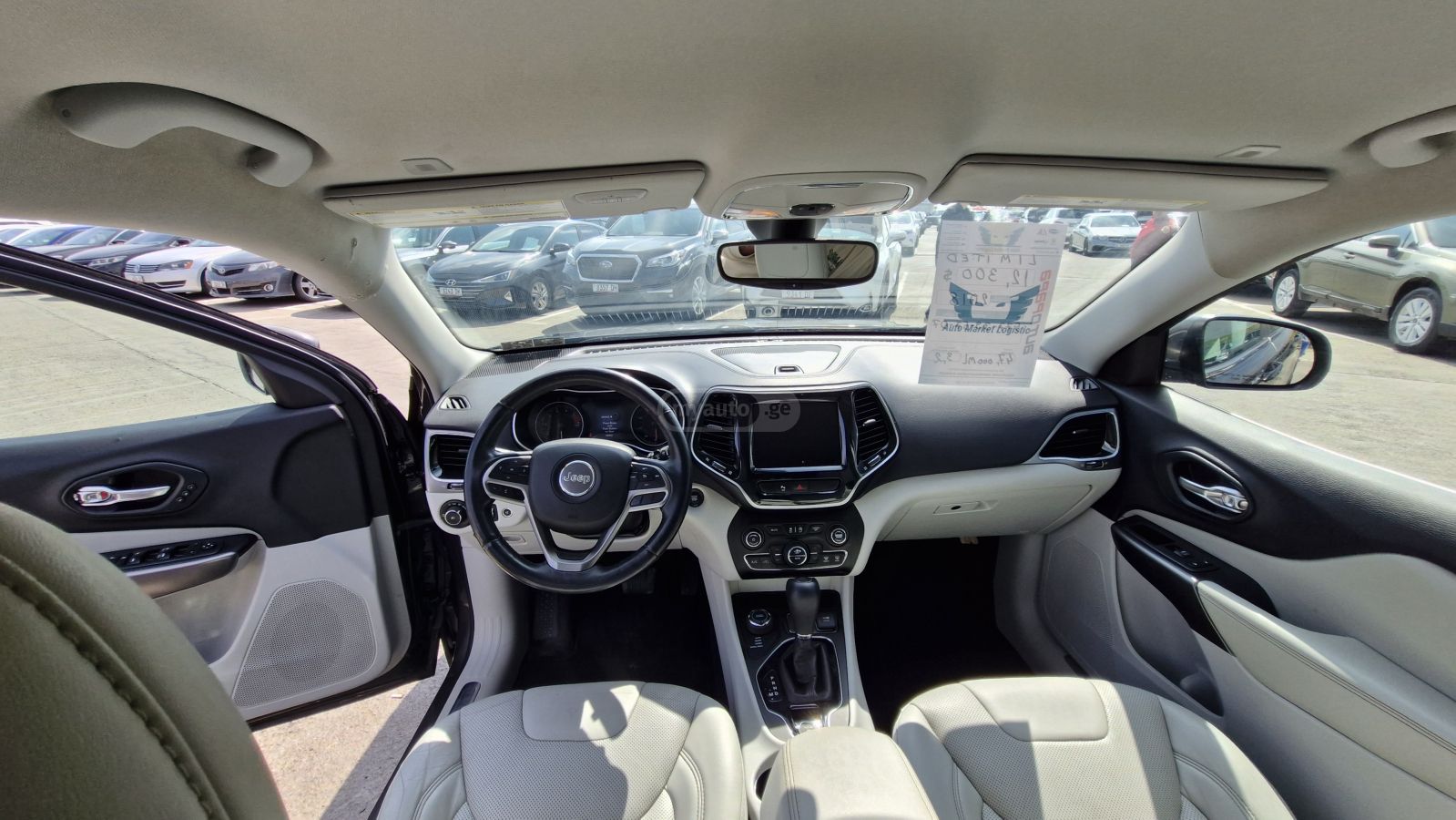 Jeep Cherokee - фото 4