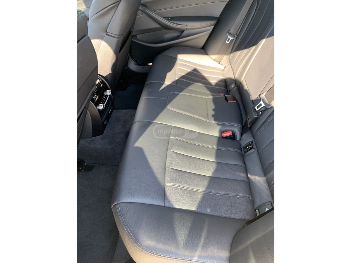 BMW 520 2020 — миниатюра 14