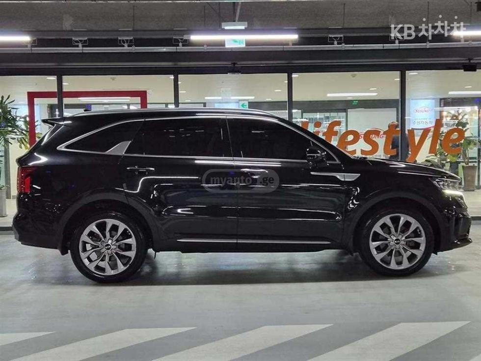 Kia Sorento - фото 3