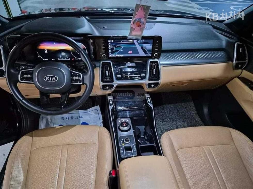 Kia Sorento - фото 8