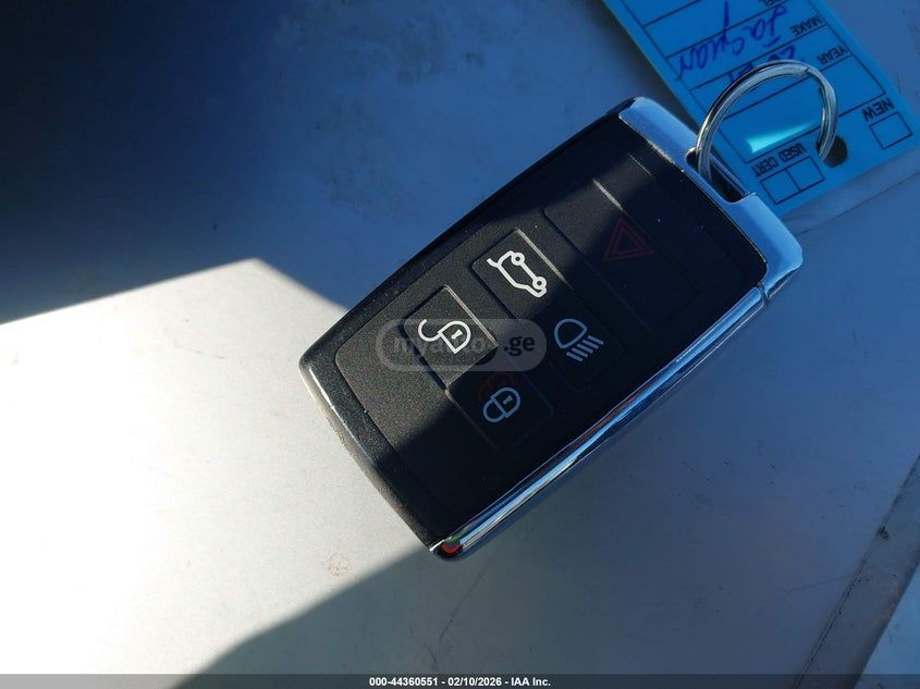 Jaguar E-Pace 2021 — миниатюра 11