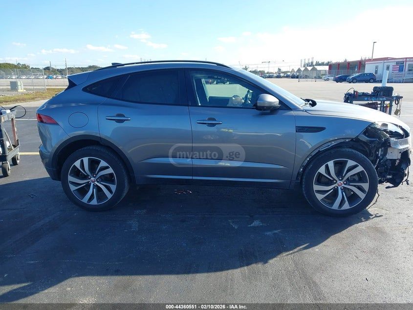 Jaguar E-Pace 2021 — миниатюра 13