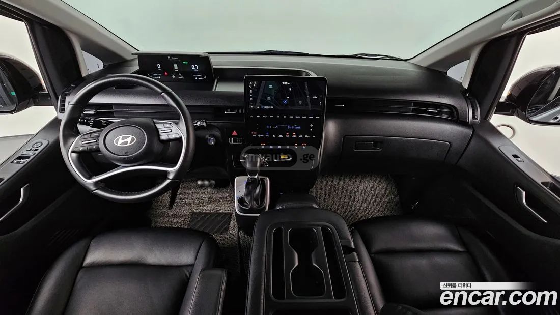 Hyundai Staria 2025 — миниатюра 7