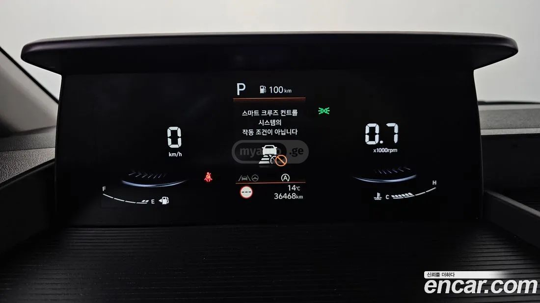 Hyundai Staria 2025 — миниатюра 8