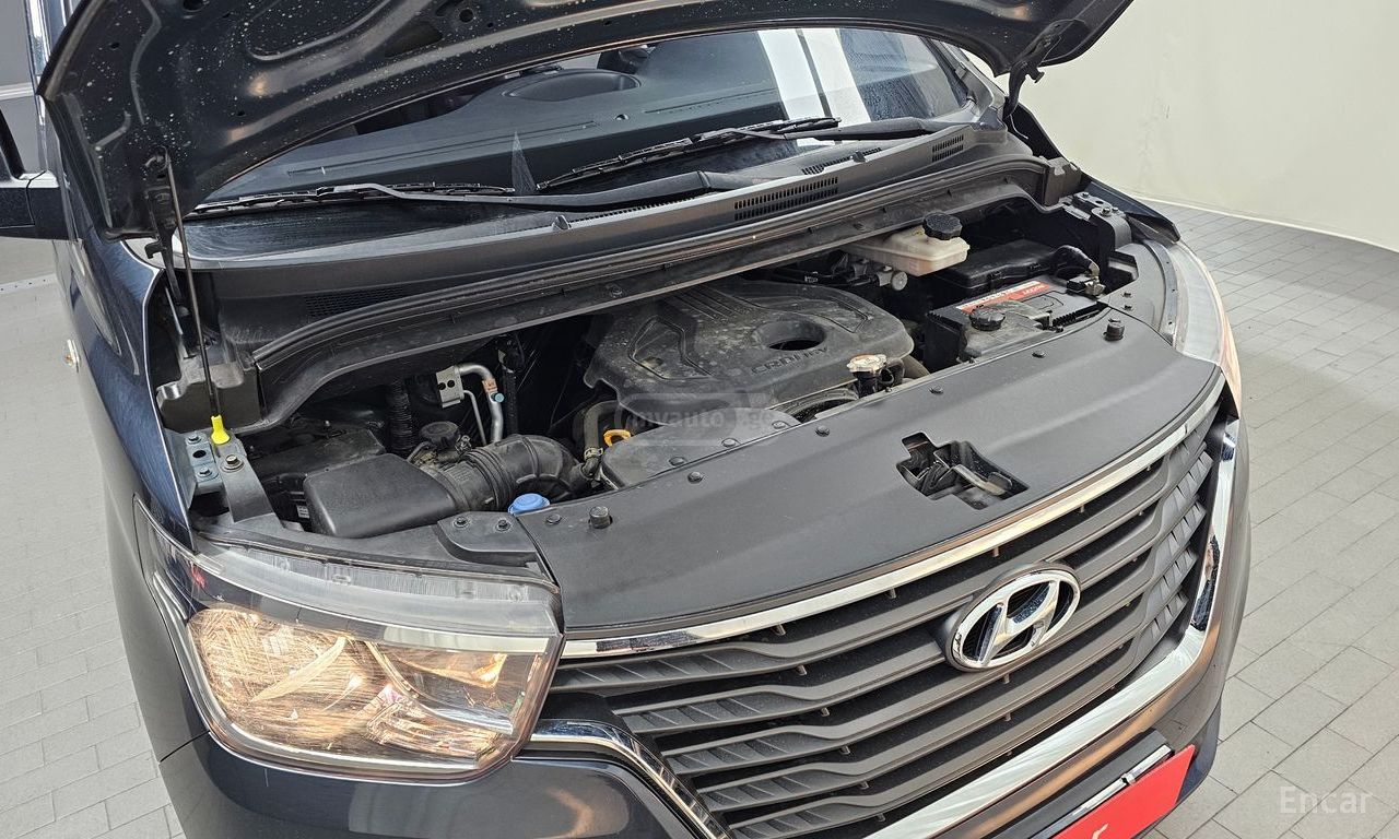 Hyundai Starex - фото 6