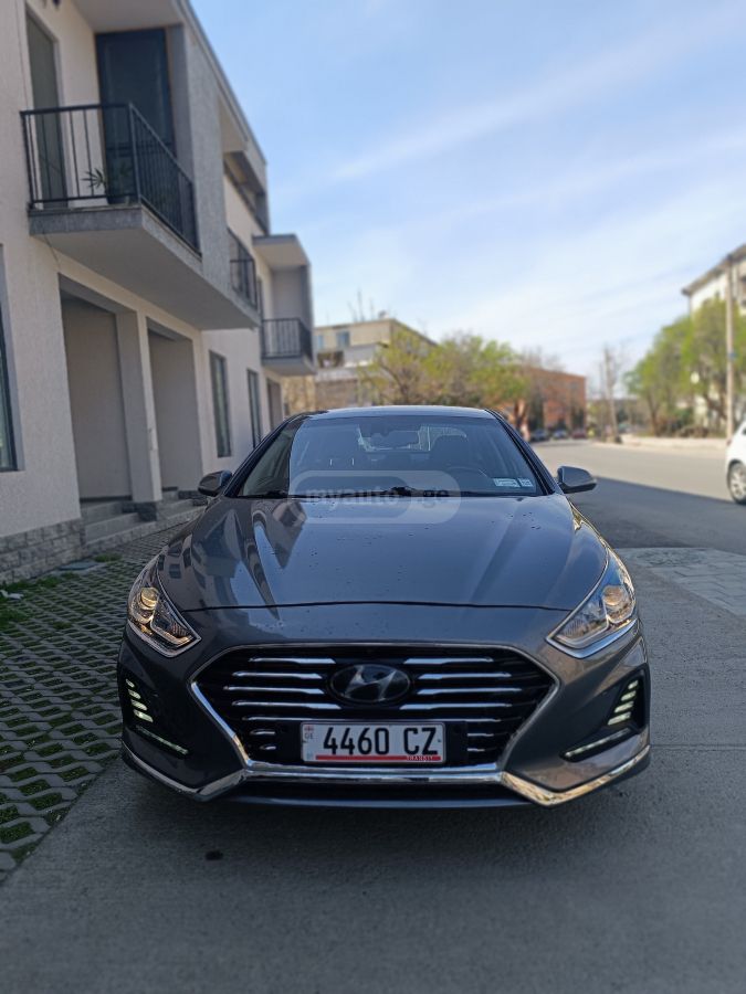 Hyundai Sonata - фото 1