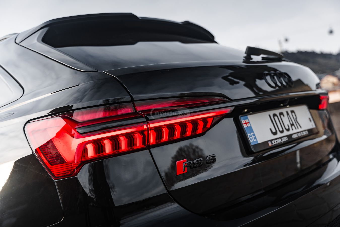 Audi 4.0T 4dr All-Wheel Drive quatt — миниатюра 5