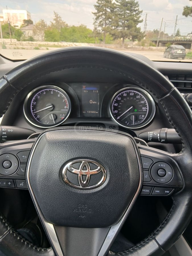 Toyota Camry - фото 12