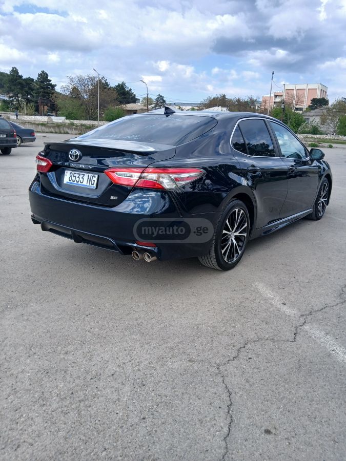 Toyota Camry - фото 6